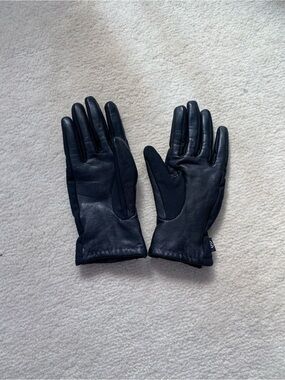 Black Leather Gloves